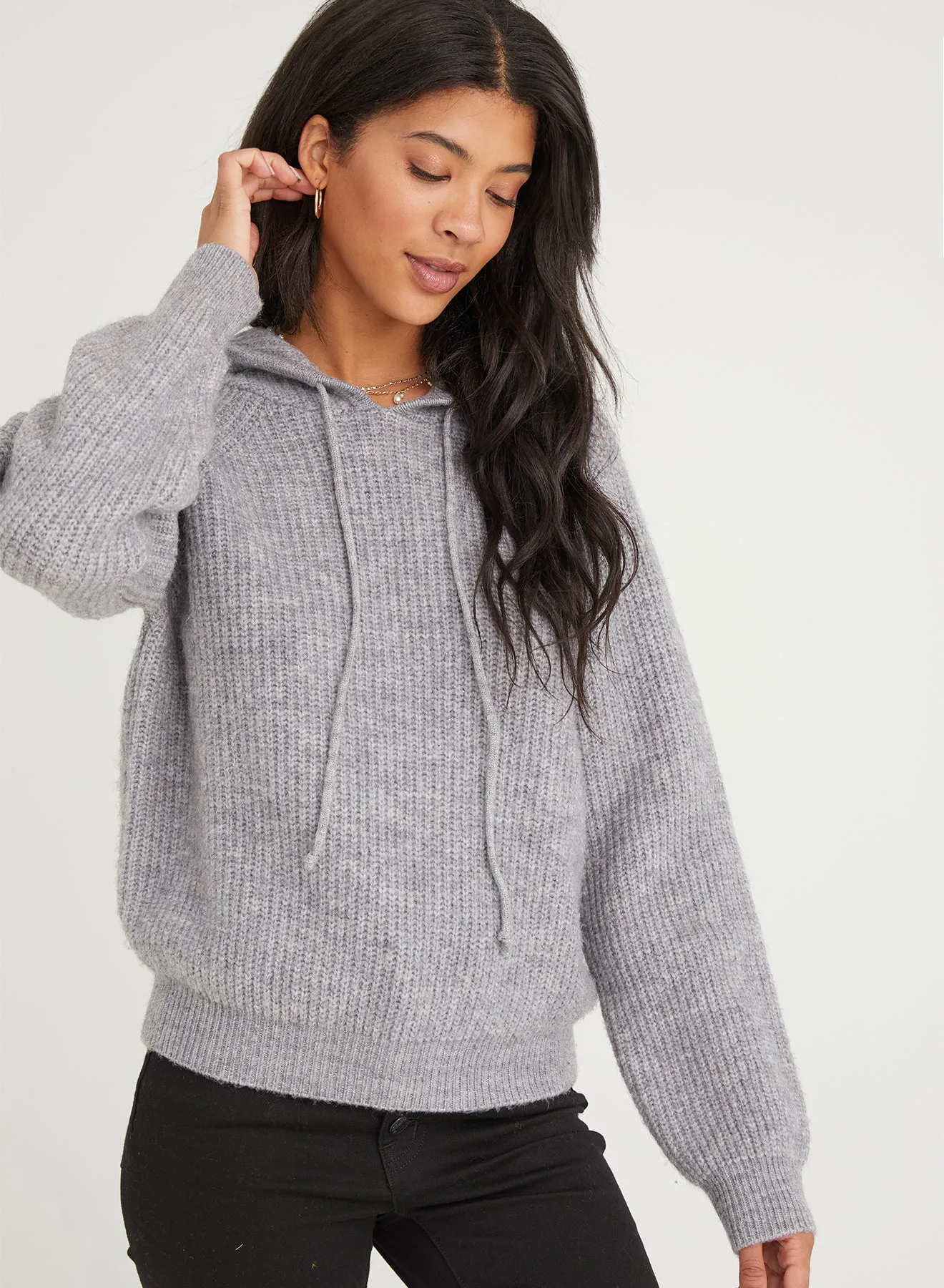 Bella Dahl - Long Sleeve Raglan Hoodie in Heather Grey