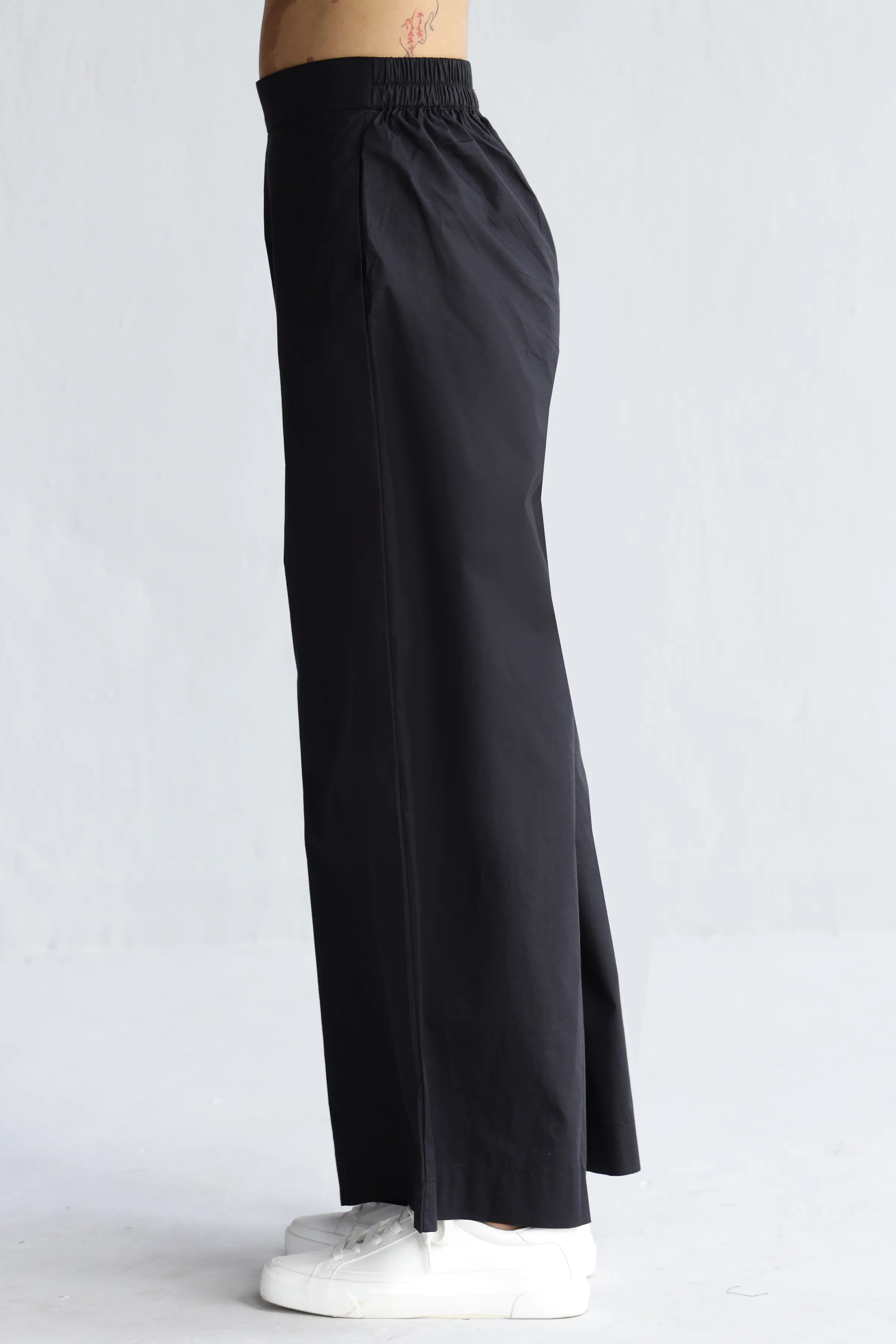 Essential Pants : Black