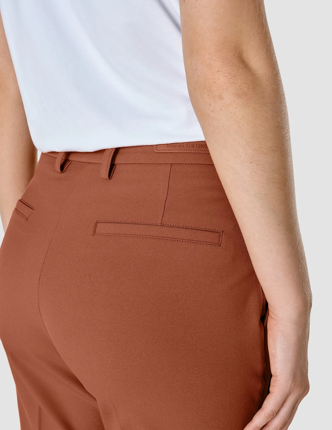 Essential Pants Tapered Terracotta