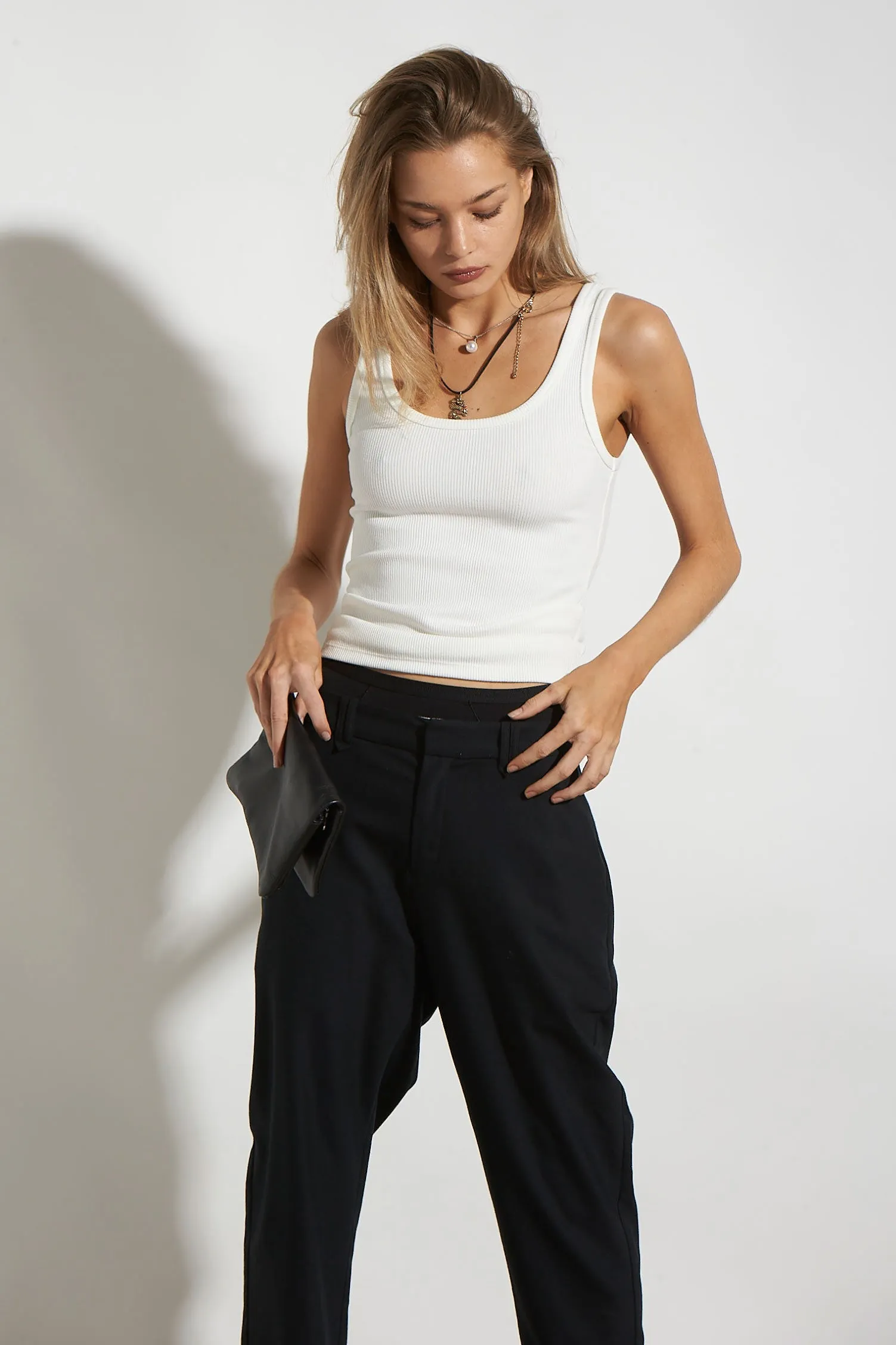 ESSENTIAL SLOUCHPANT BLACK