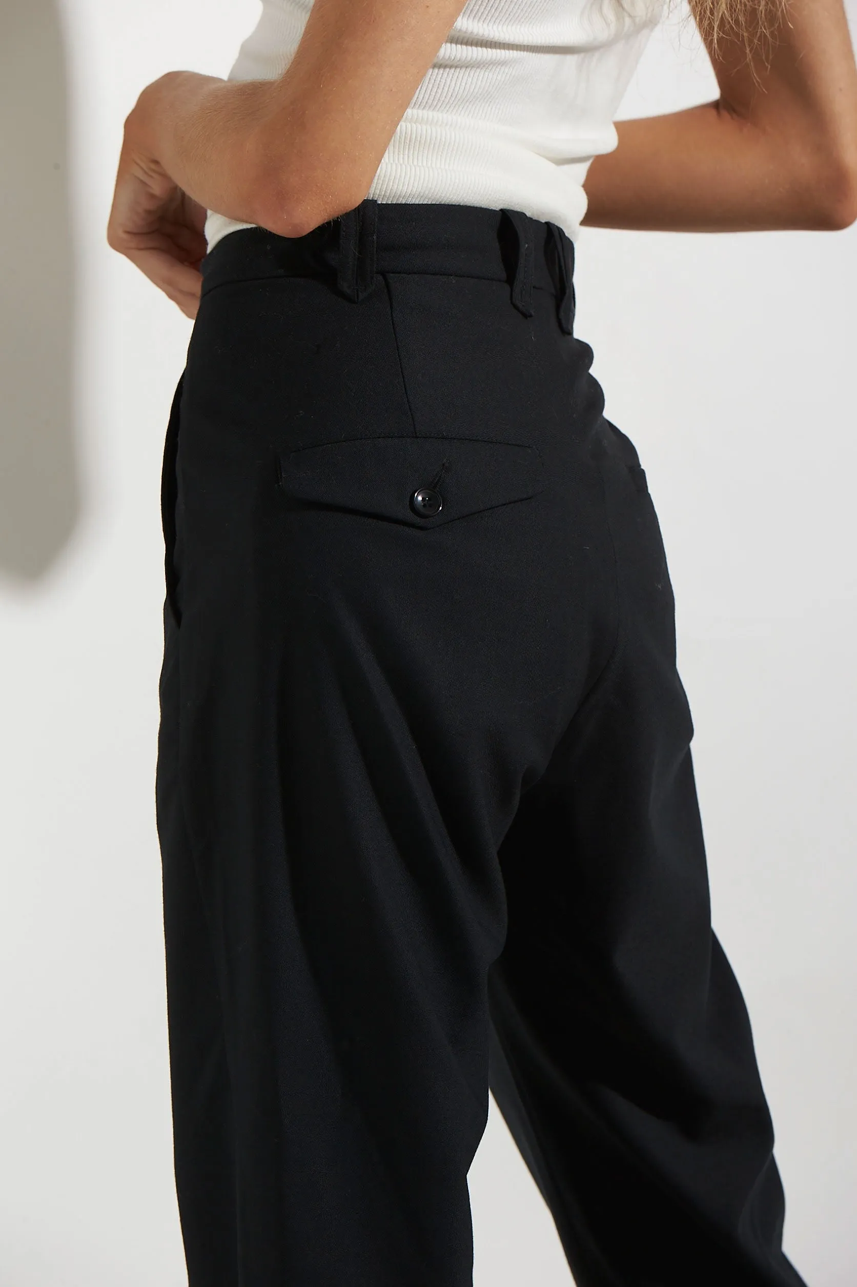 ESSENTIAL SLOUCHPANT BLACK