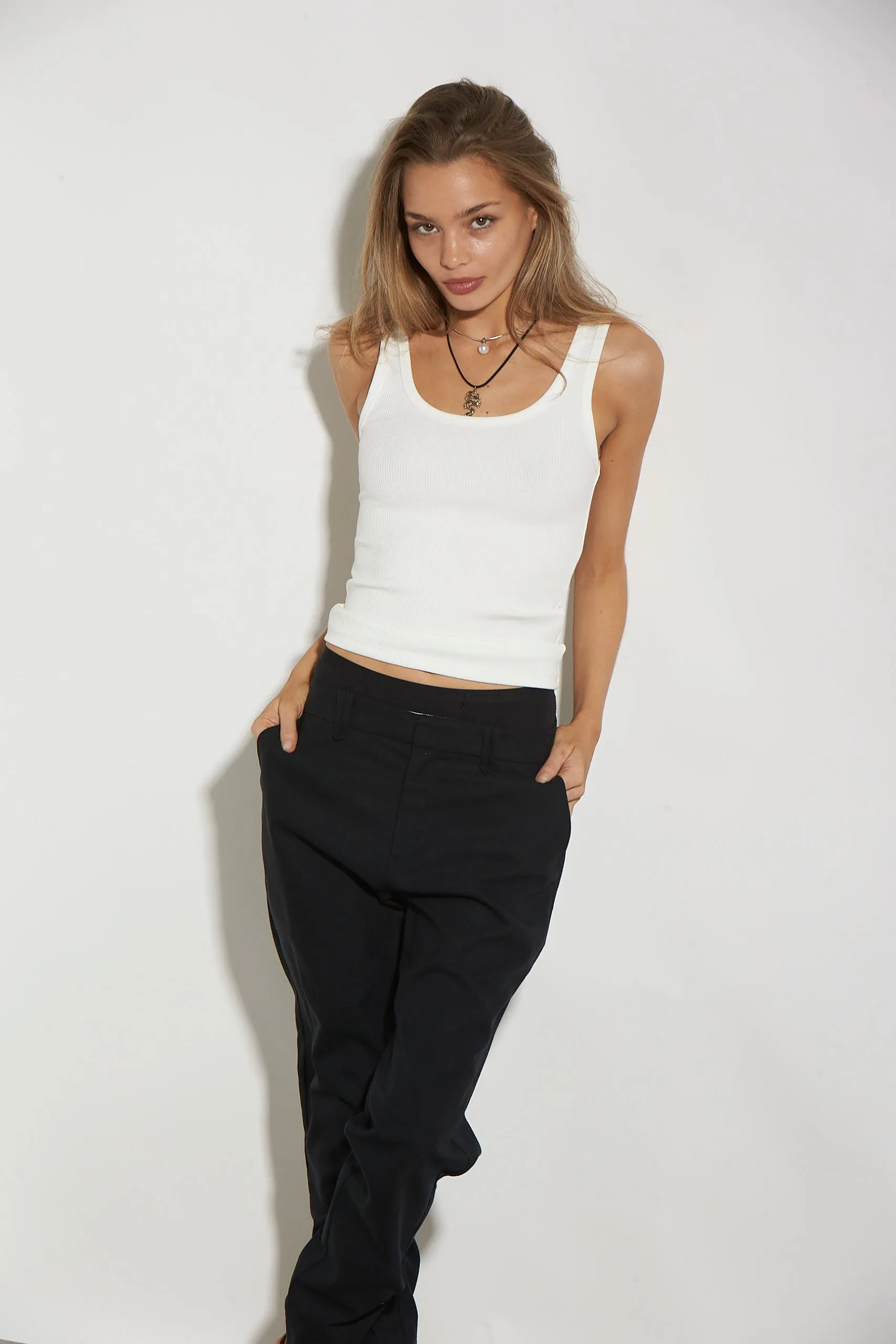 ESSENTIAL SLOUCHPANT BLACK